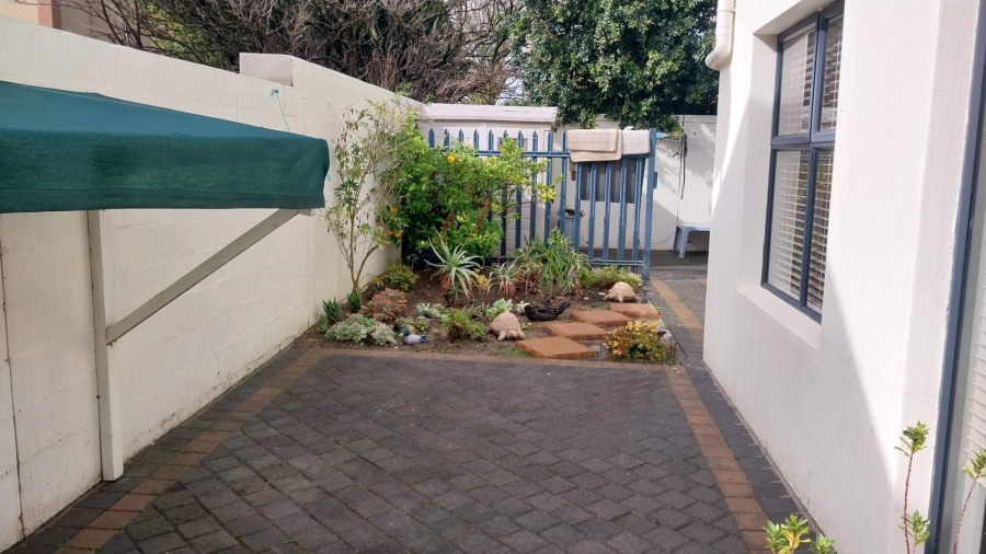 To Let 1 Bedroom Property for Rent in Welgevonden Estate Western Cape